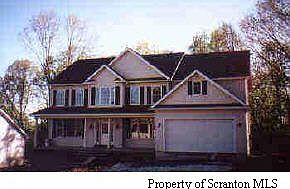 1st image of Woodridge Cir
