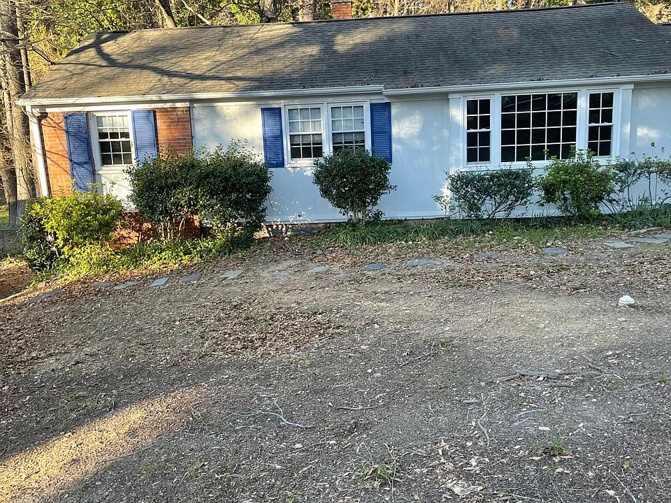 2nd image of 2228 Rumson Rd