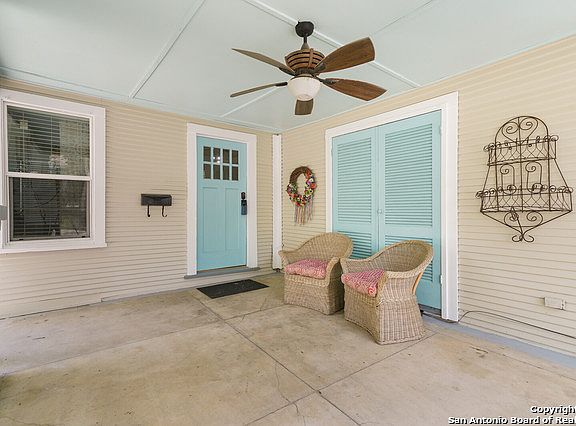 4th image of 323 Carnahan St