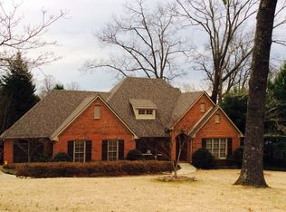 1201 Wickford Rd, Vestavia Hills, AL 35216