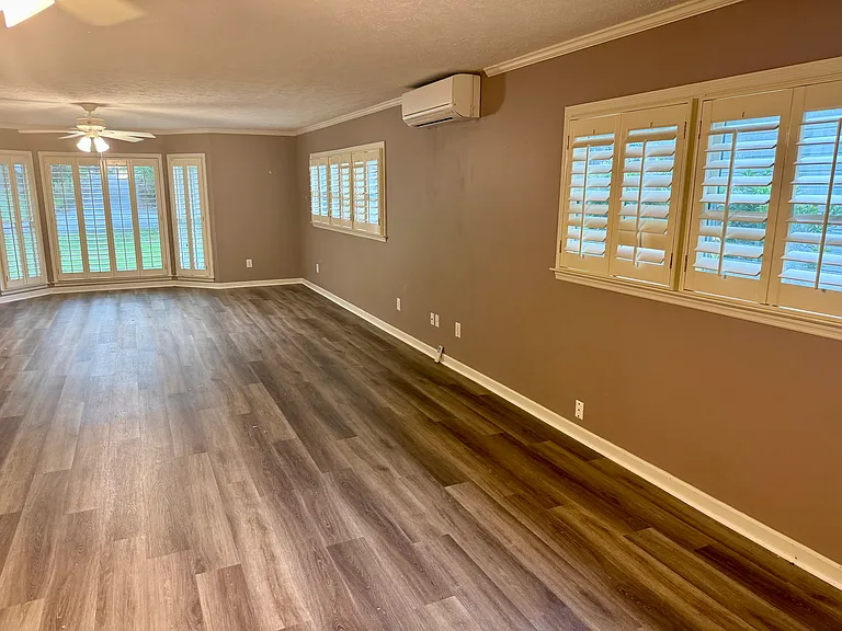6328 Fox Chapel Dr — Photo 26