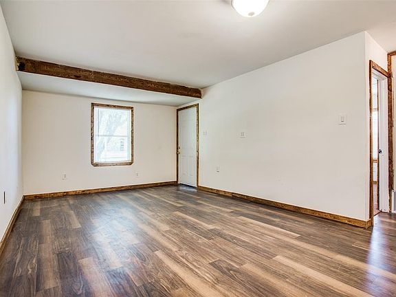 3rd image of 4532 Wiman Dr