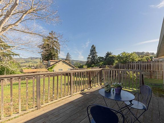 5th image of 3585 Viola Dr