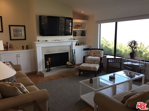 3rd image of 6771 Las Olas Way