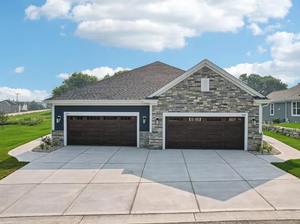 2127 Bluestem DRIVE #0101, Waukesha, WI 53188