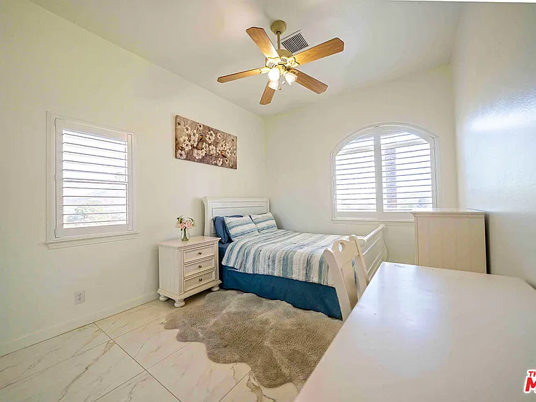 17833 Wildridge Ln — Photo 11