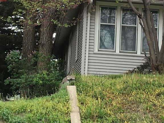 4th image of 2905 Sylvanie St