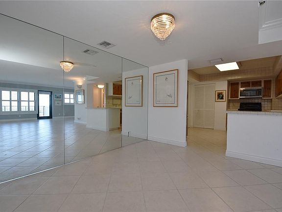 4th image of 3200 Port Royale Drive #1602