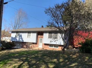 904 Highland St, Cabool, MO 65689