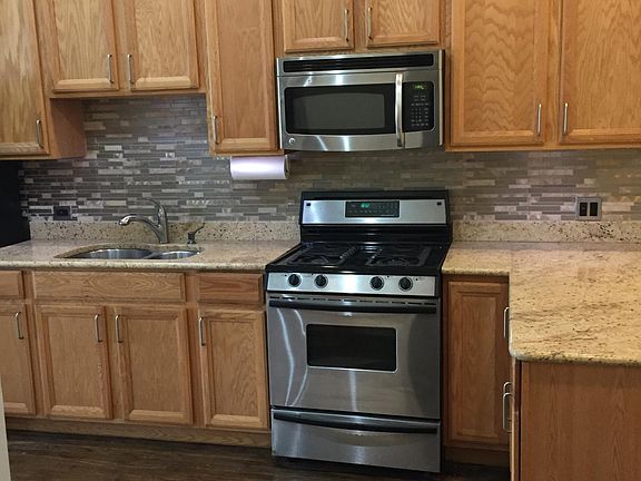 kitchen, with granite and stainless steel appliances