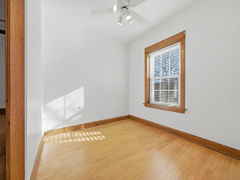 6230 N Wayne Ave #2 — Photo 7