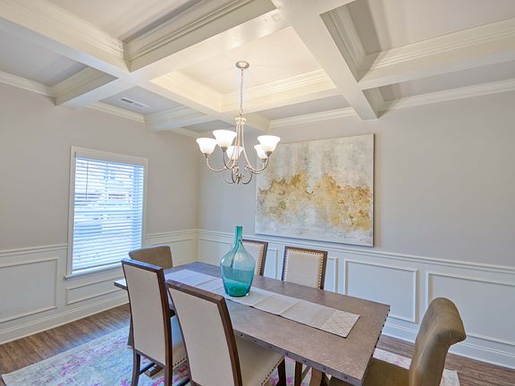 3rd image of 127 Chesire Cove Ln
