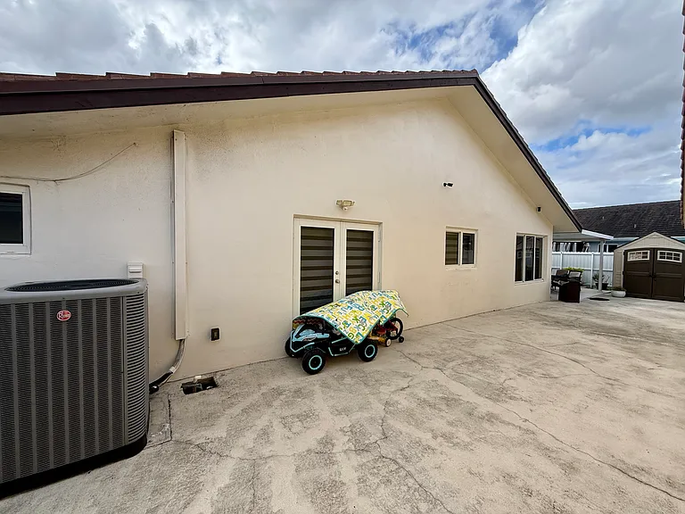 14333 SW 52nd St — Photo 49
