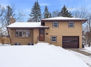 2846 Sumter Ave N, New Hope, MN 55427