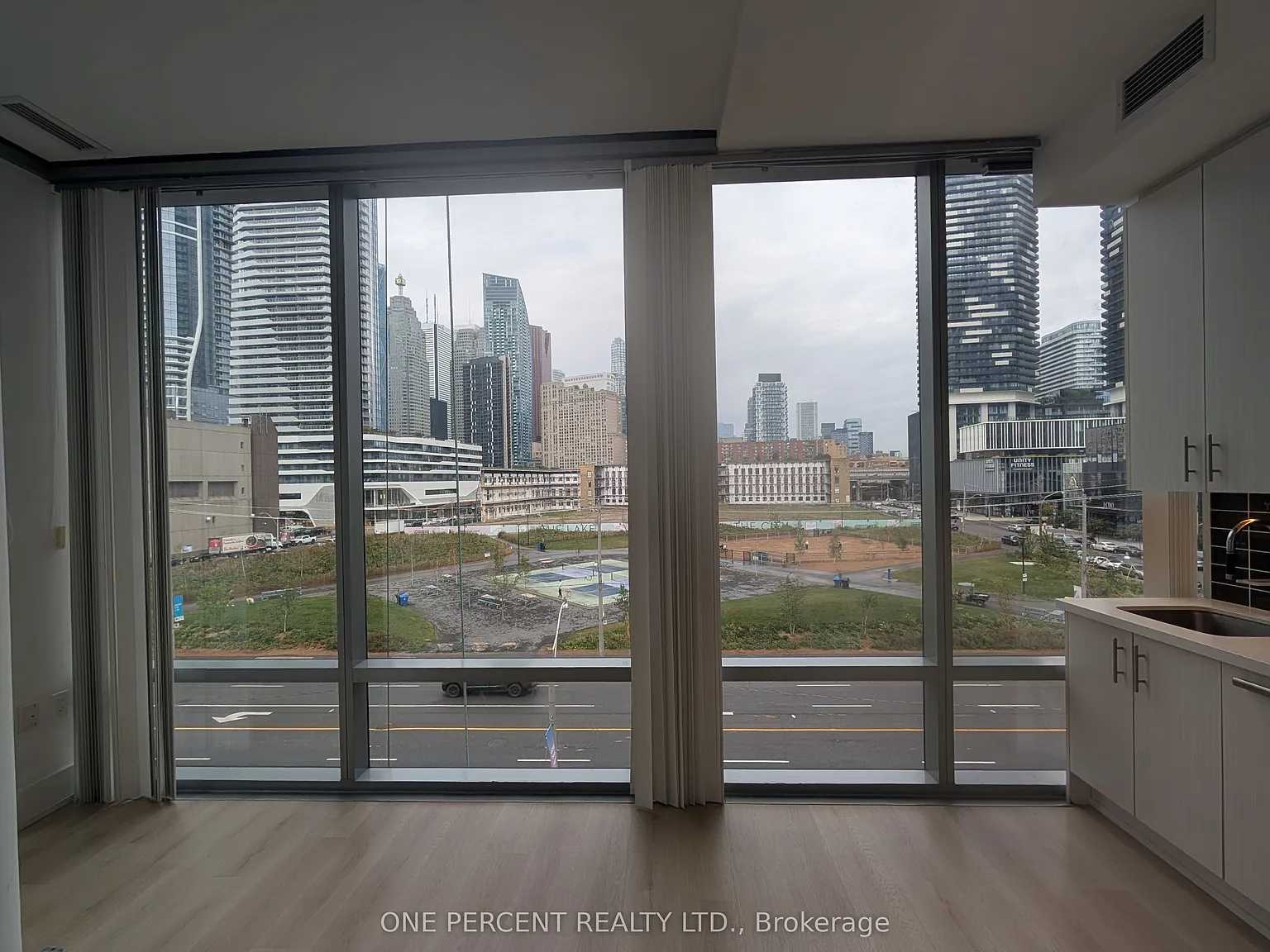 1 bed, $2,500 — Photo 2