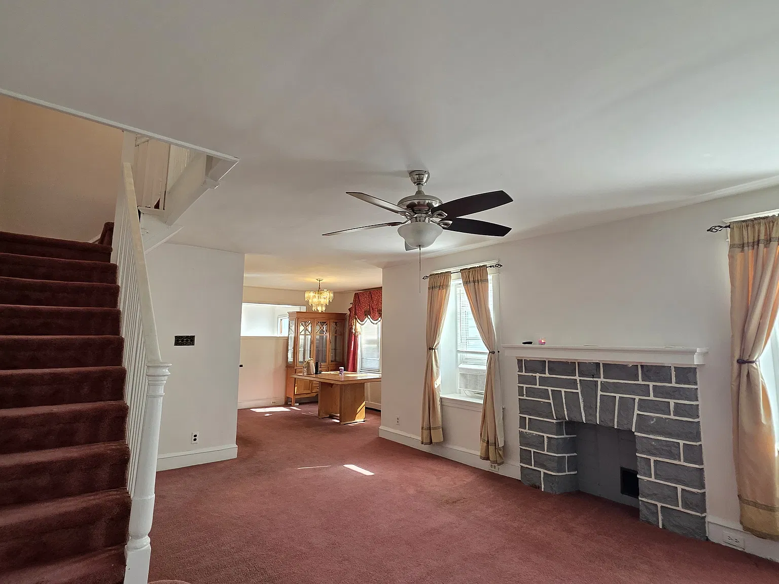 3 bed, 1433 sqft, $2,000 — Photo 4