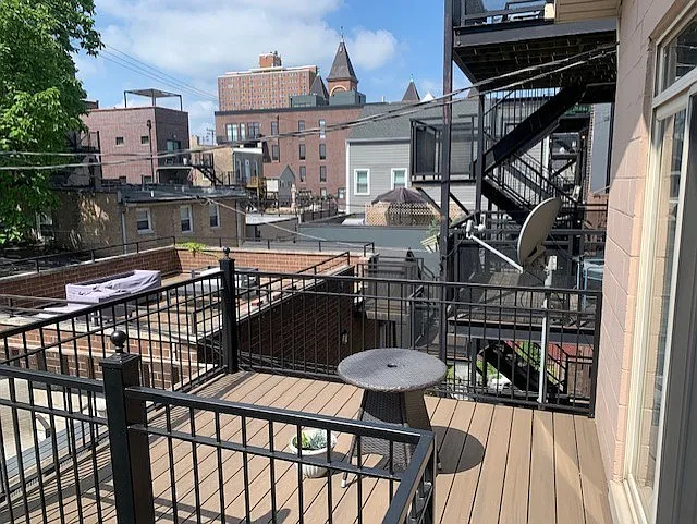 1327 W Walton St #2 — Photo 13