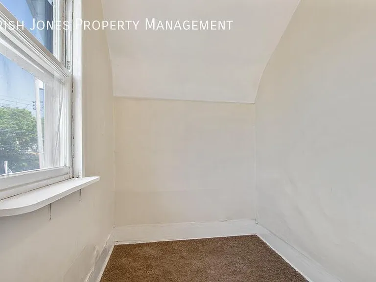 215 Thompson St #2 — Photo 14
