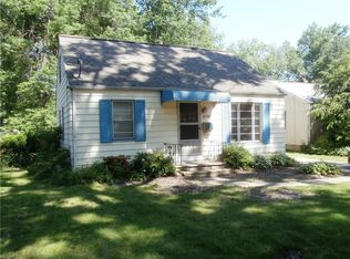33703 Kenilworth Rd, Eastlake, OH