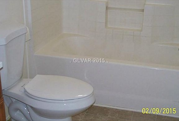5th image of 561 E Cordova Pl