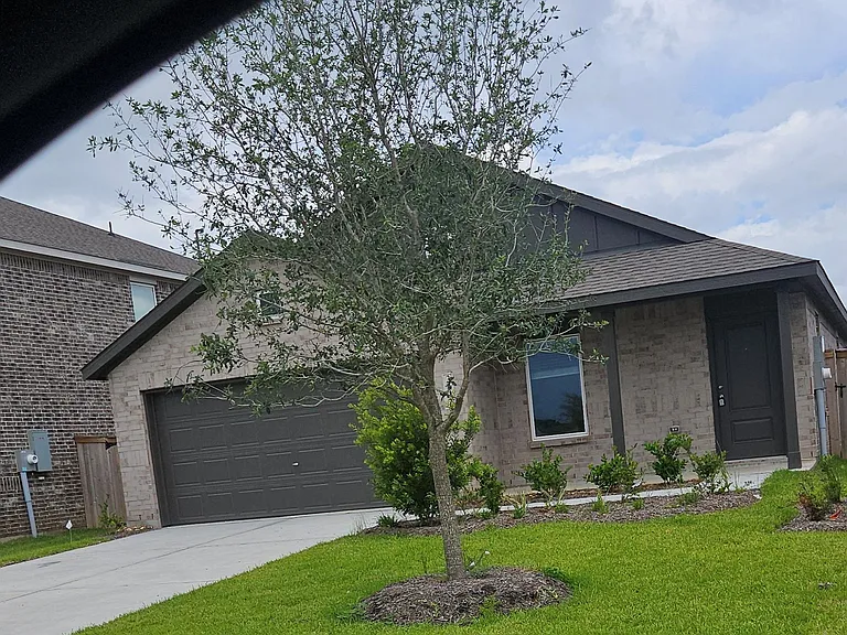 2107 Mosaic Valley — Photo 1