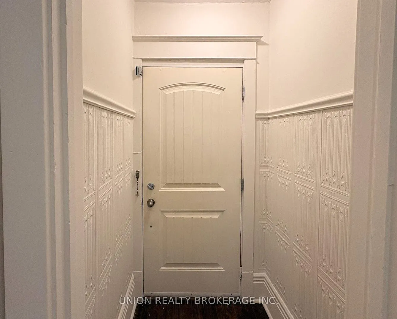 3 bed, $3,200 — Photo 4