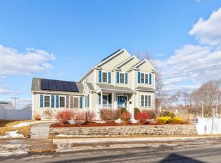 38 Pleasant St, Stoneham, MA 02180