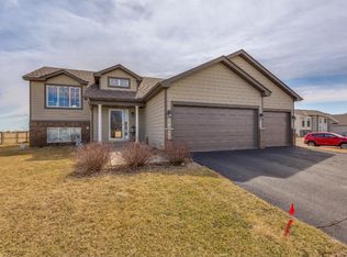 808 Harrison Dr, Big Lake, MN 55309