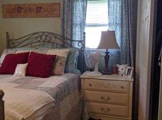 2912 N Shore Dr, East Troy, WI 53120