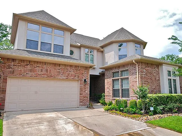 8602 Two Sisters Ct, Missouri City, TX 77459