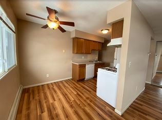 2700 Rosalyn Ct APT 302, New Hope, MN 55427
