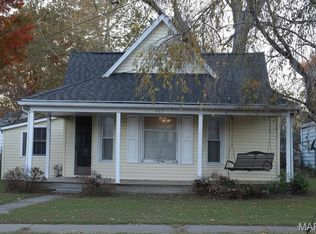 317 N Walnut St, Litchfield, IL 62056