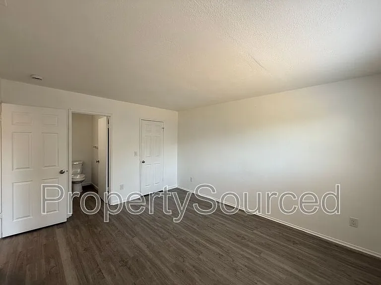 1944 Hickock Ct — Photo 28