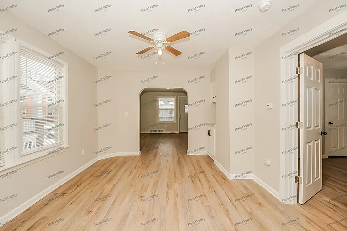 2915 Colburn Ave — Photo 6