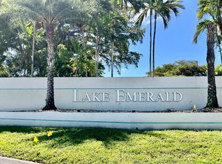 113 Lake Emerald Dr APT 209, Oakland Park, FL 33309