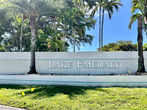 113 Lake Emerald Dr APT 209, Oakland Park, FL 33309