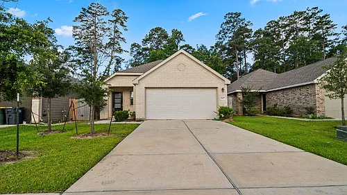 10437 Pineland Dr Photo 1