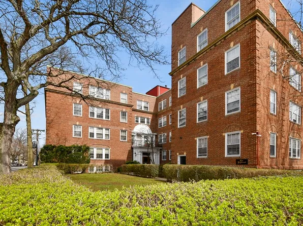 393 Broadway APT 28, Cambridge, MA 02139