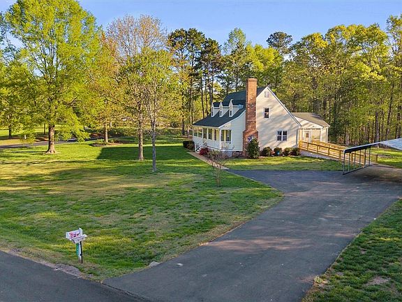 3rd image of 12400 Red Oak Ln