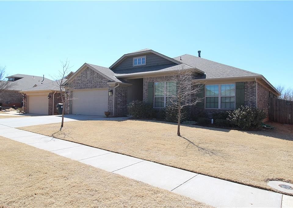 1st image of 4004 Sierra Vista Way
