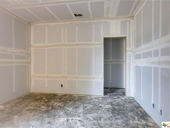 5th image of 4002 Brookside Dr
