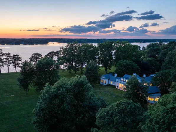 6010 Shipyard Ln, Easton, MD 21601