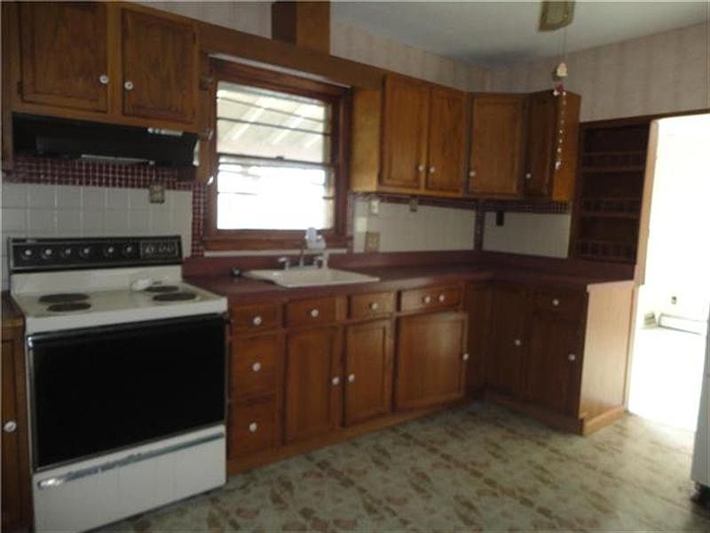 2nd image of 5624 Franklin Hill Rd