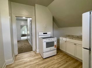 1 Bed/1 Bath 3rd Floor Unit in Wilkinsburg, Pittsburgh, PA 15221