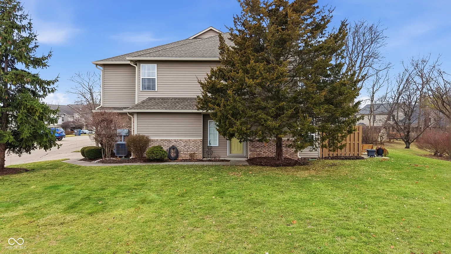 11320 Fonthill Dr photo 1