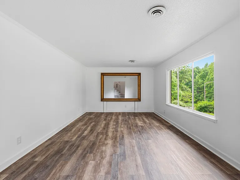 528 River Oak Dr — Photo 5