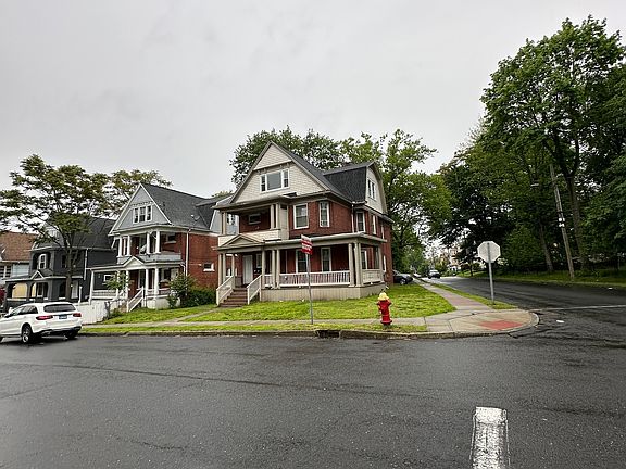 4th image of 483 Edgewood Street
