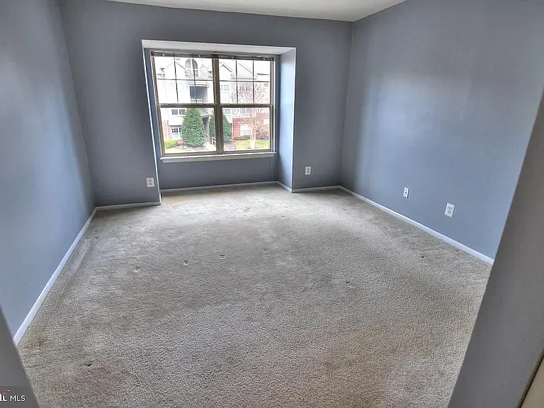 1707 Ascot Way #E — Photo 31