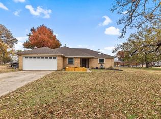 11225 Stanfield Dr, Azle, TX 76020