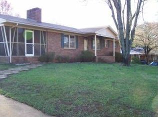 6122 Parnell Rd, Winston Salem, NC 27107